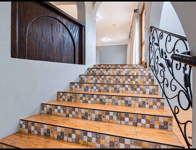 5 BEDROOM FREEHOLD FOR SALE IN FAERIE GLEN